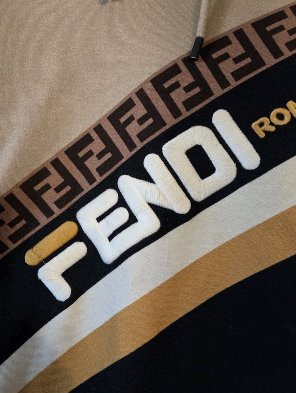 RARE Fendi x Fila Monogram Hidden Pocket Black / Beige Hoodie XXL - Picture 4 of 16